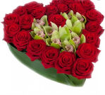 № 459 Сердце из роз с орхидеей.