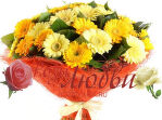 №158 Яркий букет из 31  герберы с зеленью ( рускусом, салалом ) в упаковки из сизали. 