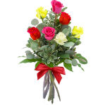 № 196 Букет из 7 разноцветных роз с зеленью.