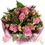 №82. Нежный розовый букет из роз и альстромерий.