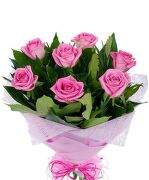 № 263 Букет из 7 нежно-розовых роз с зеленью.