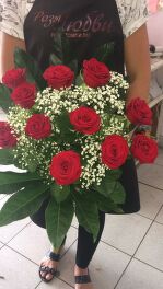 № 226 Букет из роз и зелени