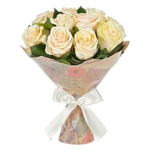 № 205 Букет из 15 кремовых роз  с упаковкой. Всего